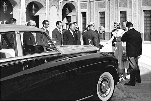 Range-Rover-Paradefahrzeug für Queen Elizabeth II plus Bildergalerie vom royalen Fuhrpark