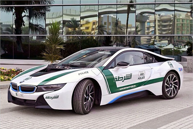 Bugatti, Ferrari, McLaren und Lamborghini auf Streife: Die stärksten Polizeiautos der Welt