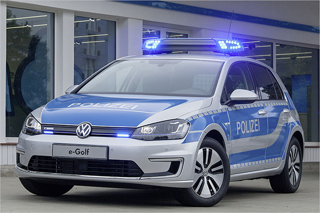Polizei-Porsche und Blaulicht-Bugatti: Spannende Streifenwagen weltweit