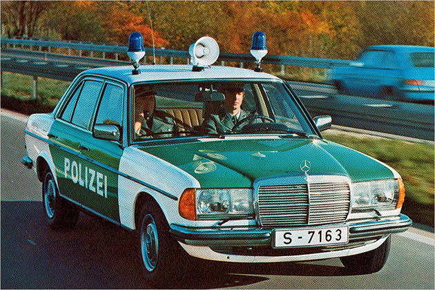 Im Zeichen des E: Die Geschichte der Mercedes E-Klasse in Bildern