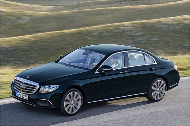 Im Zeichen des E: Die Geschichte der Mercedes E-Klasse in Bildern