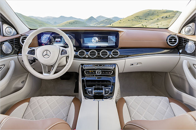 Im Zeichen des E: Die Geschichte der Mercedes E-Klasse in Bildern