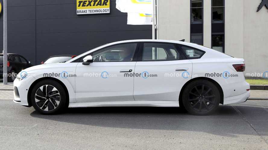 New Volkswagen Aero B Spy Shots