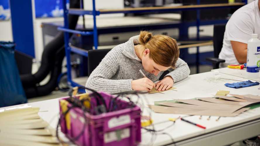 BMW i Vision Dee Concept