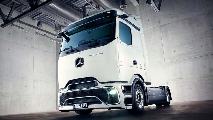 Mercedes-Benz Trucks eActros Lowliner (2026)