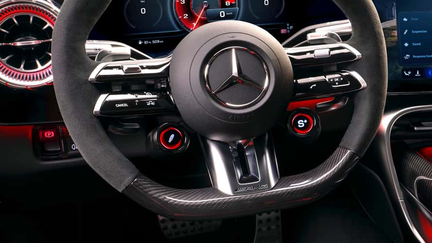 Mercedes-AMG GT 4-Türer (2026): Das Cockpit