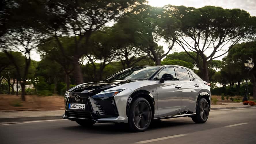 Lexus RZ 550e F-Sport (2025) im Test
