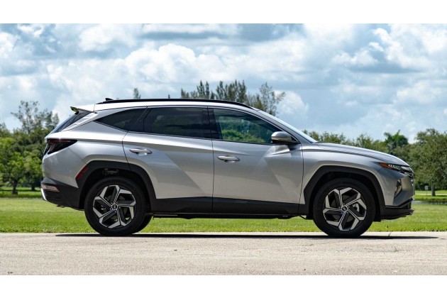 2022 Hyundai Tucson Comparison Exterior