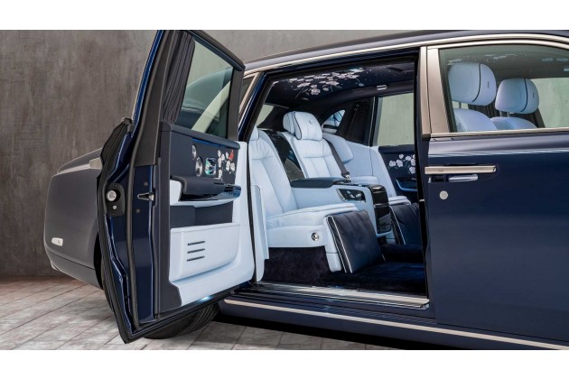 Rolls Royce Rose Phantom