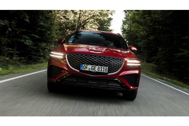Genesis GV70 Sport 2021 in Mauna Red