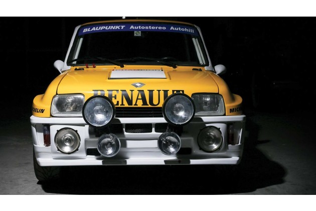 Renault 5 Turbo vs Renault 5 Prototype