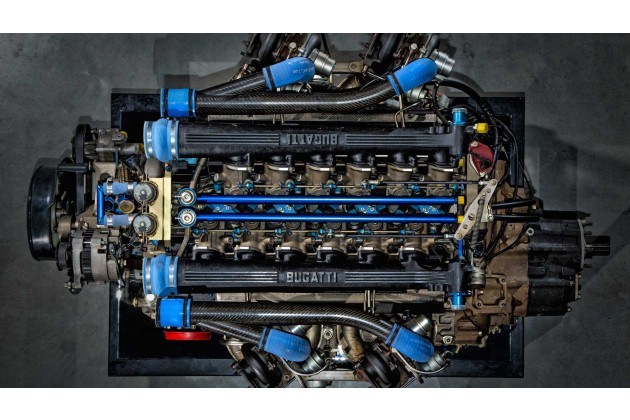 Bugatti EB110 Engine