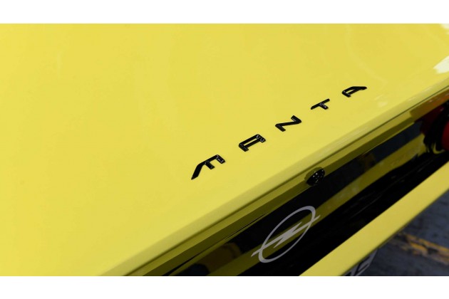 Opel Manta GSe ElektroMOD Erste Sitzprobe