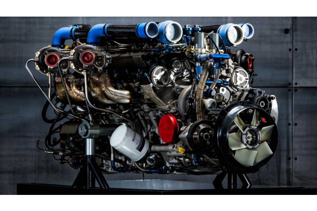 Bugatti EB110 Engine