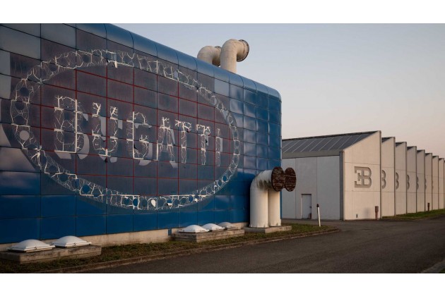 Bugatti die blaue Fabrik in Campogalliano