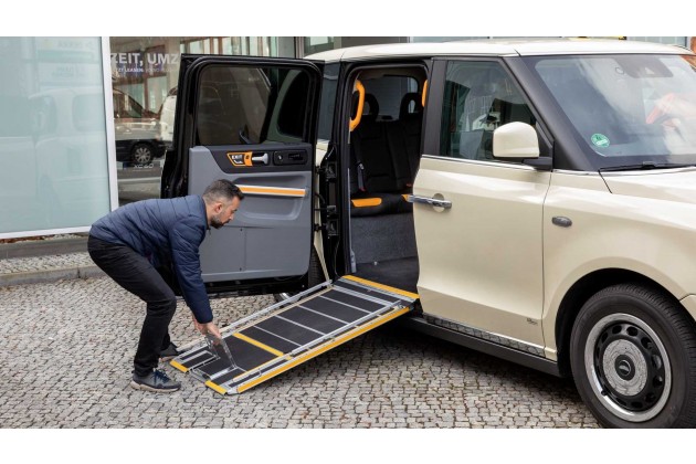 LEVC TX electric Tax