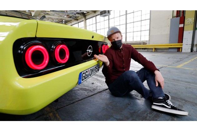 Opel Manta GSe ElektroMOD Erste Sitzprobe