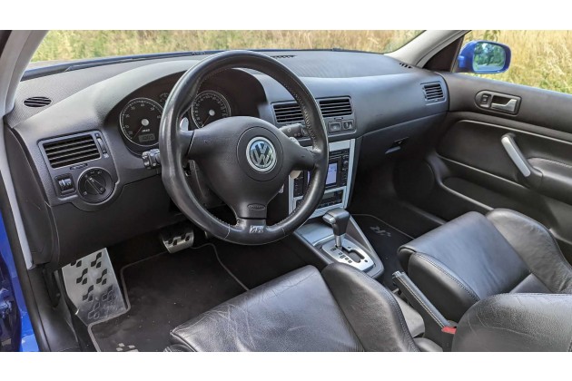 VW Golf R32 V6