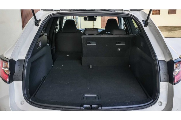 Suzuki Swace 1.8 Hybrid 2021 im Test