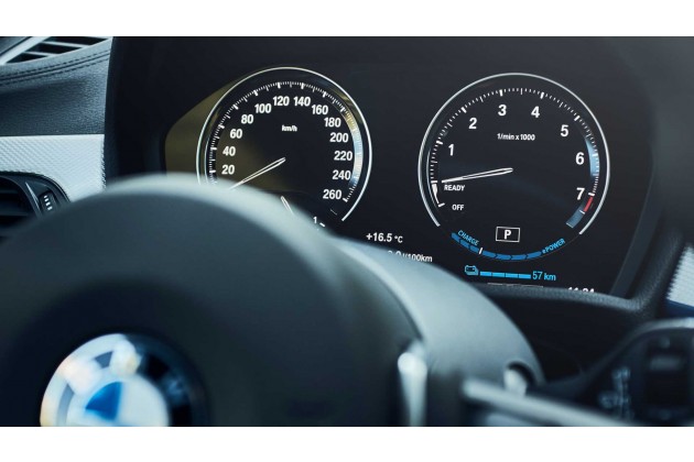 BMW X1 Y X2 xDrive25e
