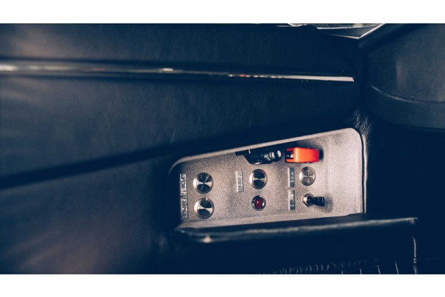 Aston Martin DB5 Junior No Time To die Gadgets