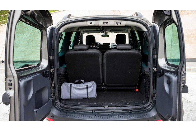 Lada Largus Cross Bagazhnik V 7 Mestnoy Konfiguracii