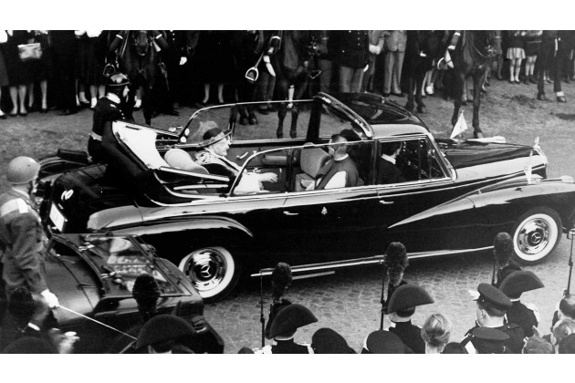 40 Jahre Papamobil auf Basis Mercedes G Klasse