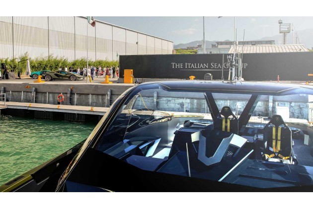 Tecnomar for Lamborghini 63 lo yacht da 4.000 CV
