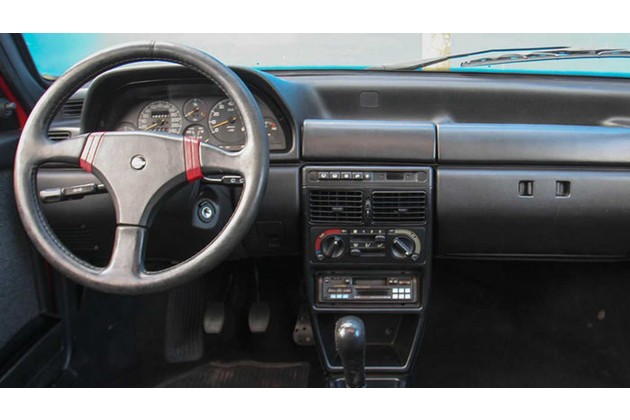 Fiat Uno Turbo I.e. Vs Ford Fiesta Rs Turbo Vs Renault Supercinque Gt Turbo