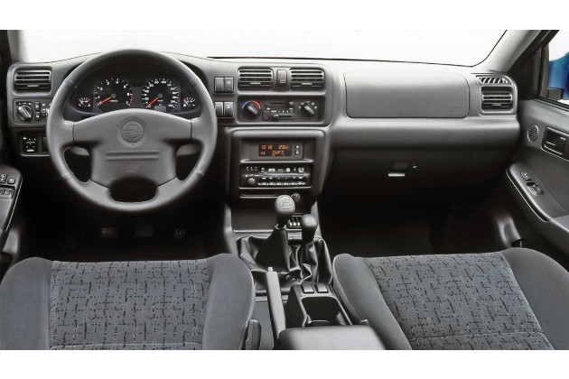 Opel Frontera feiert 30. Geburtstag