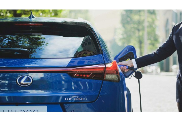 2020 Lexus UX 300e Charging