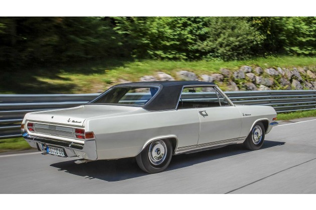 Opel Diplomat V8