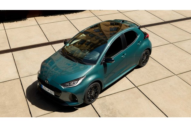 Mazda 2 Hybrid 2026 in Fern Green im Test