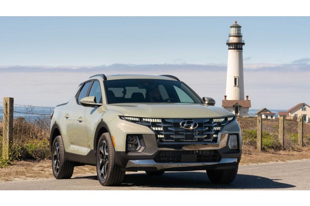 2022 Hyundai Santa Cruz Exterior Front Quarter