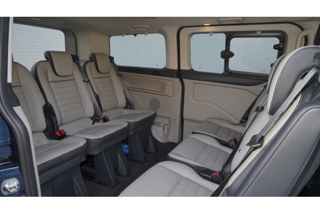 Ford Tourneo Custom PHEV 2020