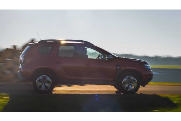 Dacia Duster TCe 150 EDC 2WD 2022 im Test