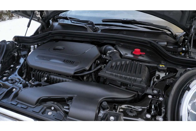 Mini Cooper vs Opel Corsa GSi