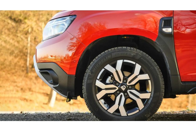 Dacia Duster TCe 150 EDC 2WD 2022 im Test