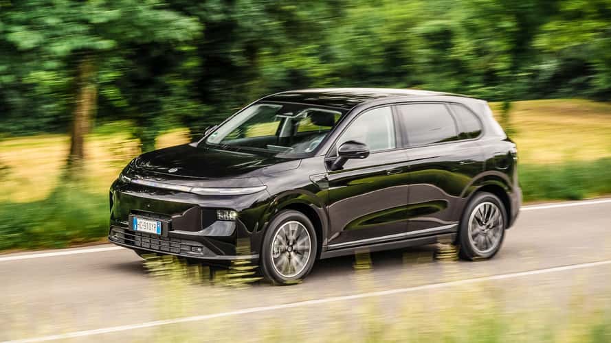 Leapmotor B10 EV Hybrid (2026) Roadtrip