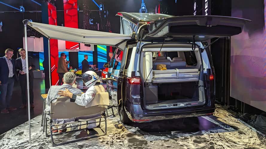 VW T7 California Concept auf der Volkswagen Group Night 2023