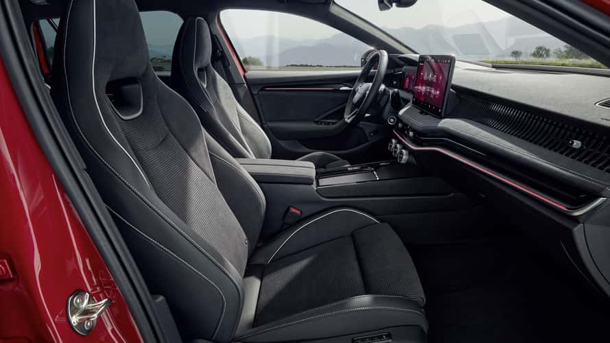 Skoda Superb Sportline (2024)