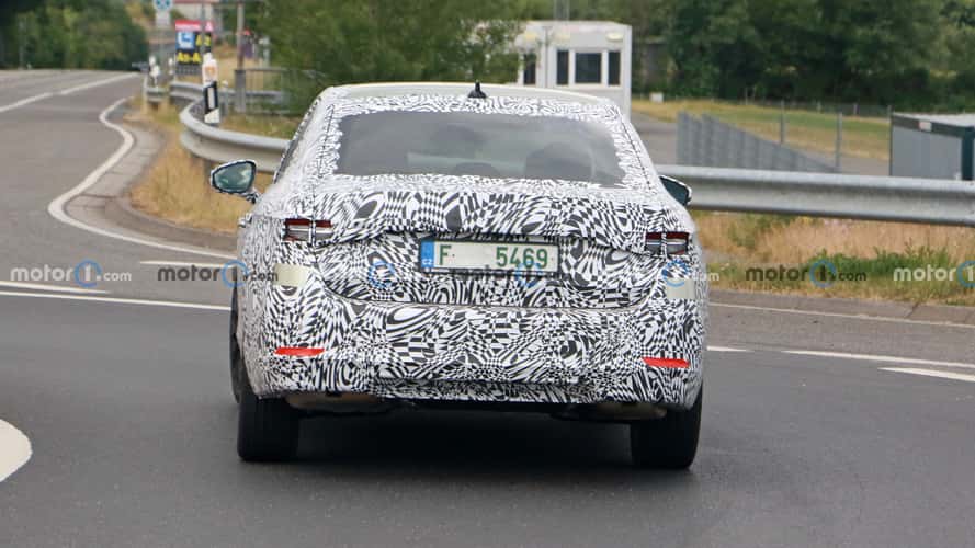 Skoda Superb Fließheck (2024) erwischt