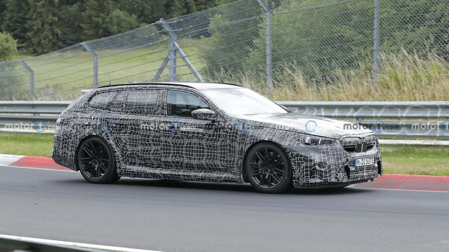 BMW M5 Touring New Spy Photos