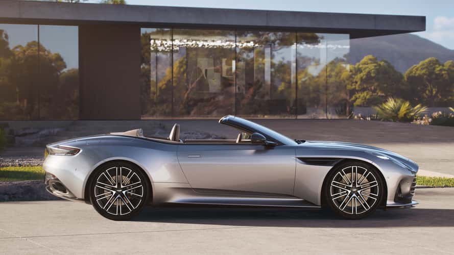 Aston Martin DB12 Volante (2023)