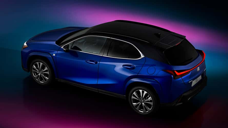 Lexus UX (2024)