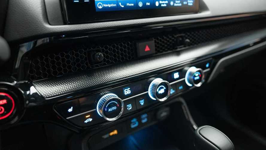2023 Honda CR-V Studio Images