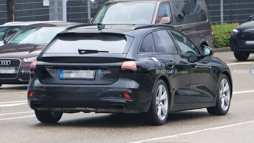 Audi A5 Avant (2024) mit weniger Tarnung